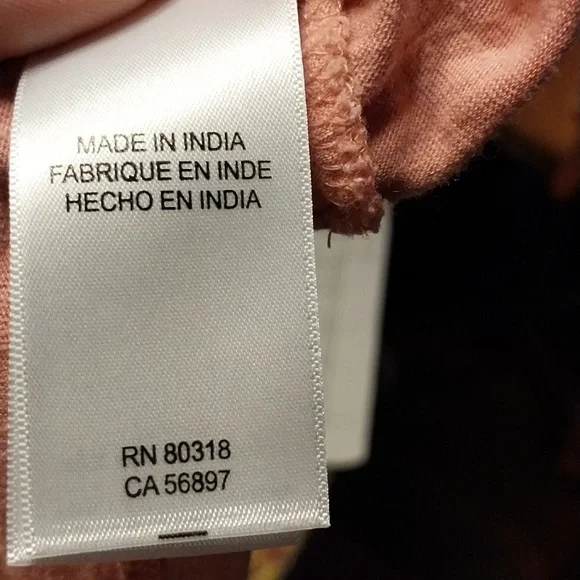 Sold #214 Pretty Lucky Brand Top - Picture 9 of 12